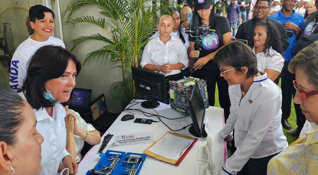 Inicia en Miranda programa Edúcate en Venezuela Mujer