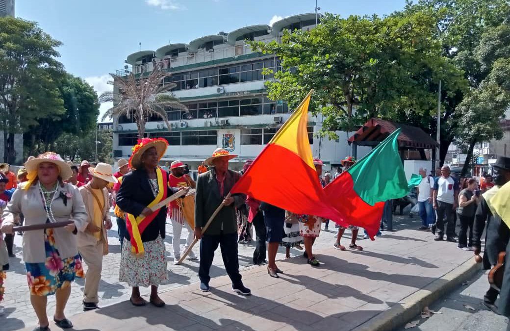 Patrimonios mirandinos acompañarán tradicional bajada de la Palma Bendita en Chacao