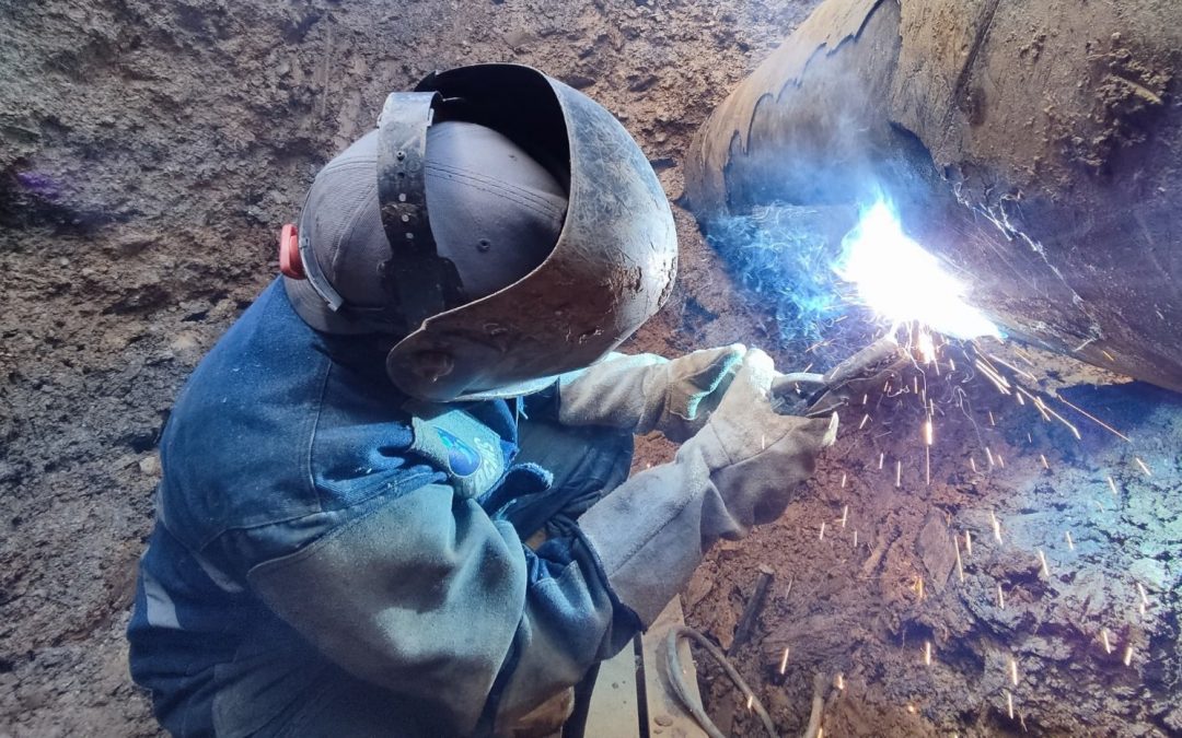 Reparado bote de agua en comunidad de Carrizal