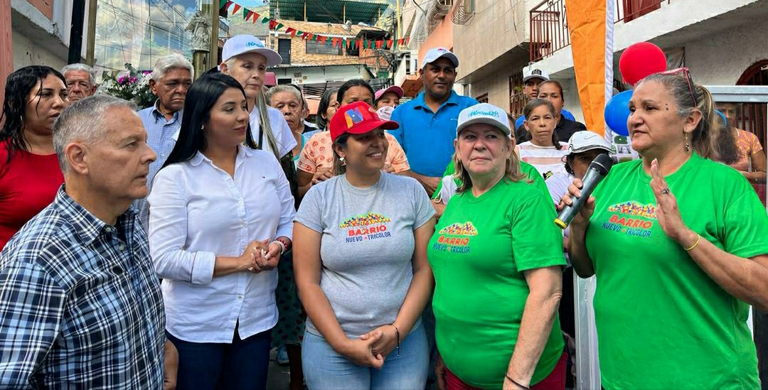 Embellecen fachadas del barrio La Lucha para Ruta Turística Urbana