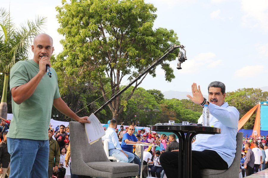 Nicolás Maduro es el candidato de los movimientos sociales