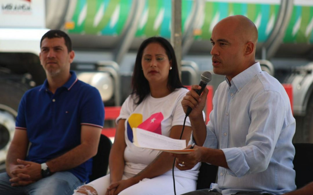 Familias de Baruta recibieron insumos para mejorar servicios públicos