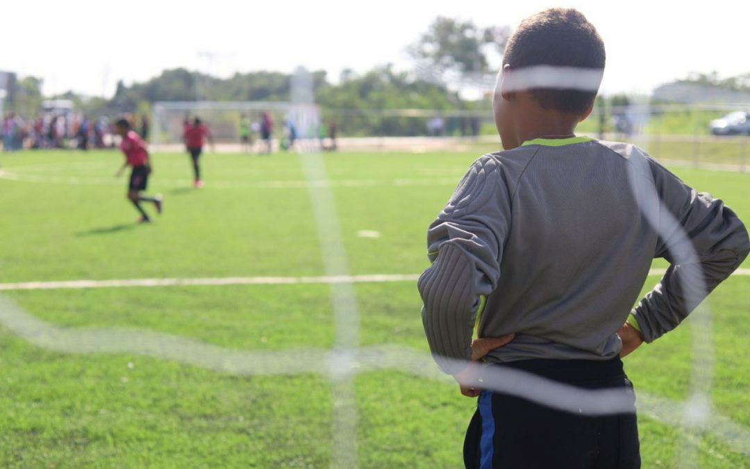 Nuevo rostro dará 1×10 del Buen Gobierno a canchas deportivas en Las Brisas