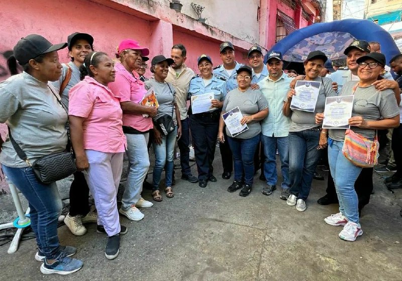 Realizaron jornada de integración social en El Torre de Petare