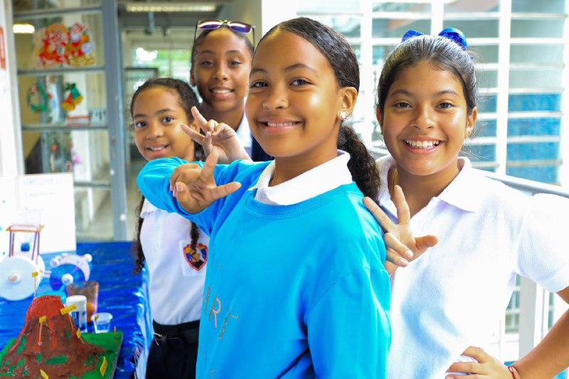 Mejoran servicio de agua en escuelas de Paz Castillo