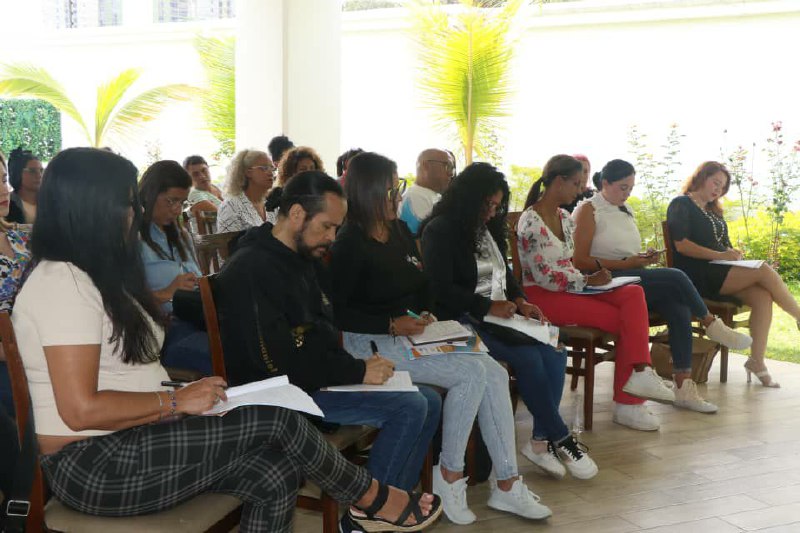 Mujeres industriales de  Altos Mirandinos recibieron formación sobre producción con calidad