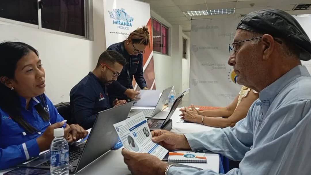 Miranda Produce realiza primera jornada de atención empresarial en Guarenas