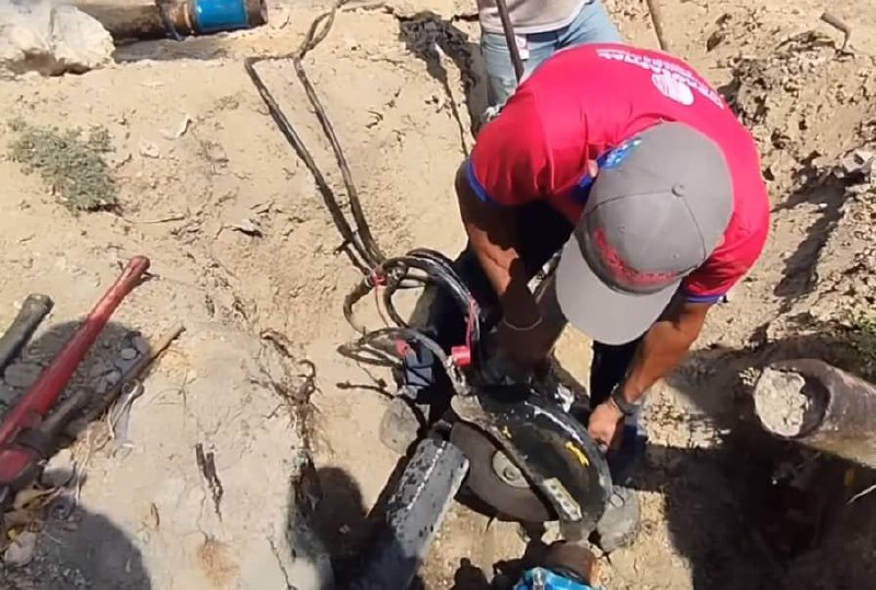 Sustituyen 700 metros de tubería en comunidades de Guarenas