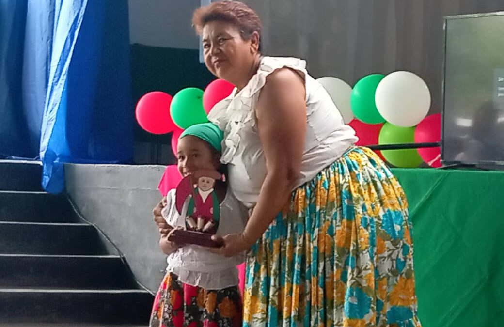 Certifican a tercera cohorte de la Parranda de San Juan de Santa Lucía