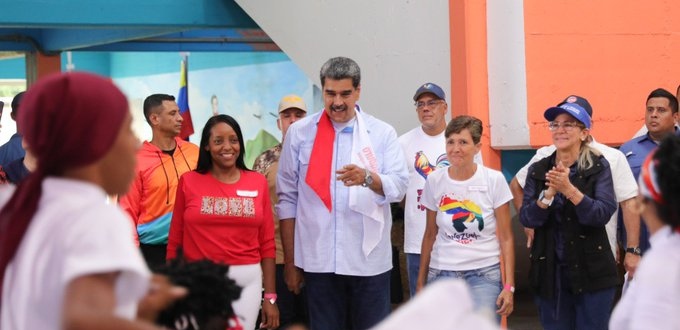 Presidente Nicolás Maduro entrega rehabilitada escuela Miguel Otero Silva en Guarenas