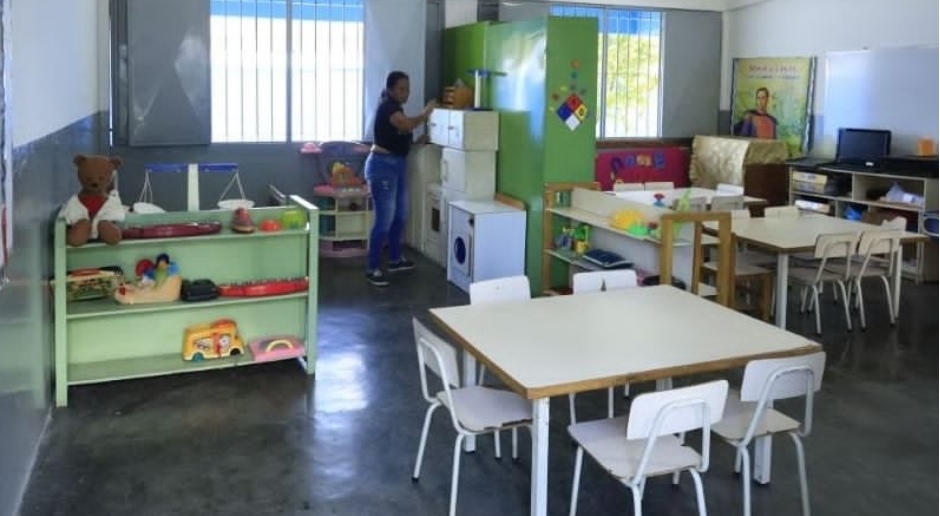 Escuelas de Páez reciben dotación mediante 1×10 del Buen Gobierno