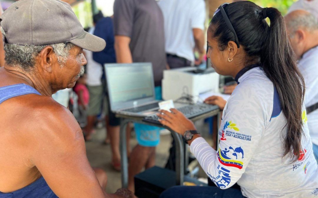 Pescadores de Paparo recibieron atención integral