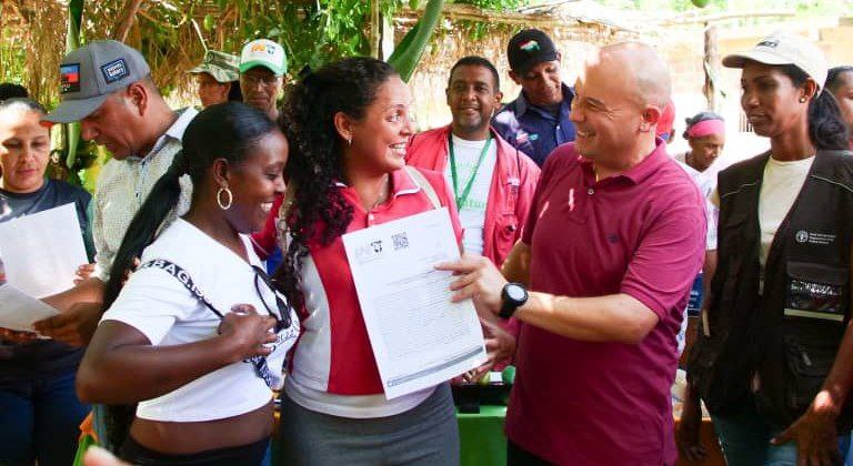 Productores de Andrés Bello recibieron plántulas para continuar el plan de siembra de cacao