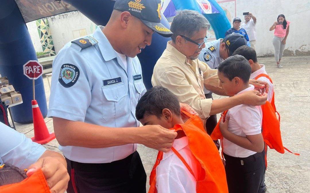 Activan patrulla escolar en colegio Consuelo Navas Tovar de Petare