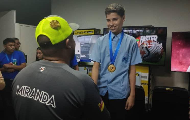 Jóvenes destacaron en deportes electrónicos de Juegos Estudiantiles Miranda 2024