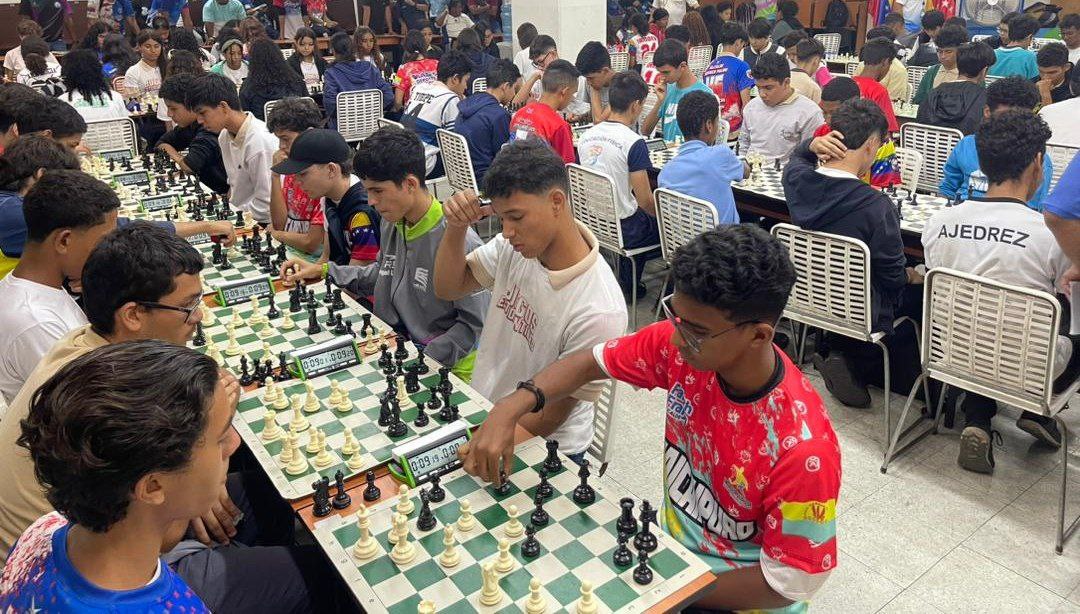Guaicaipuro lideró en el ajedrez de los Juegos Estudiantiles Miranda 2024