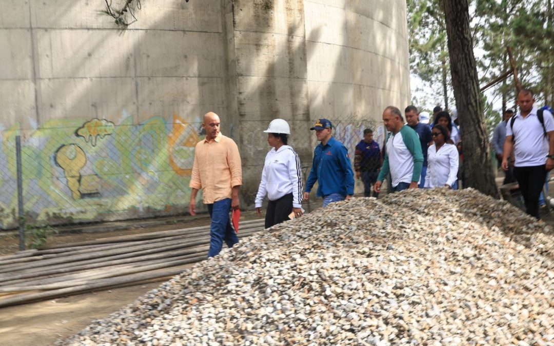 Así se encuentra renovación de tanque de agua en La Limonera