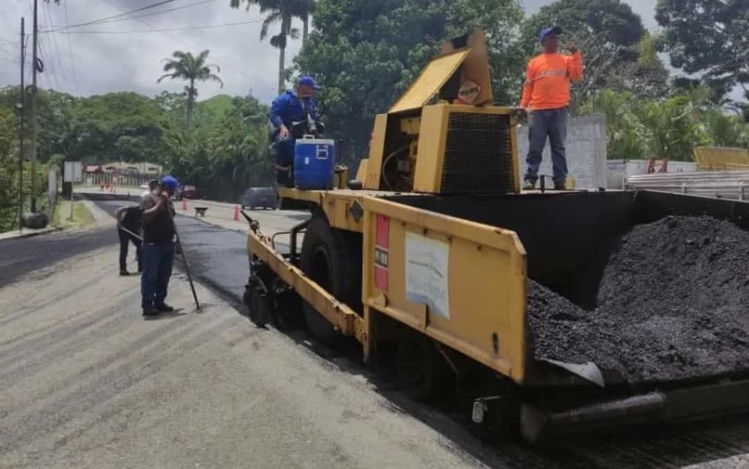 Asfaltan kilómetro 34 de la Panamericana