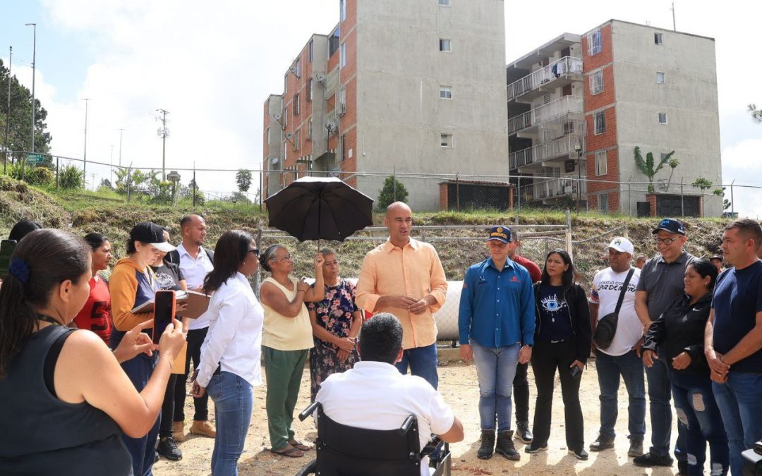 Familias de La Limonera estrenan tanque de gas de 500 galones