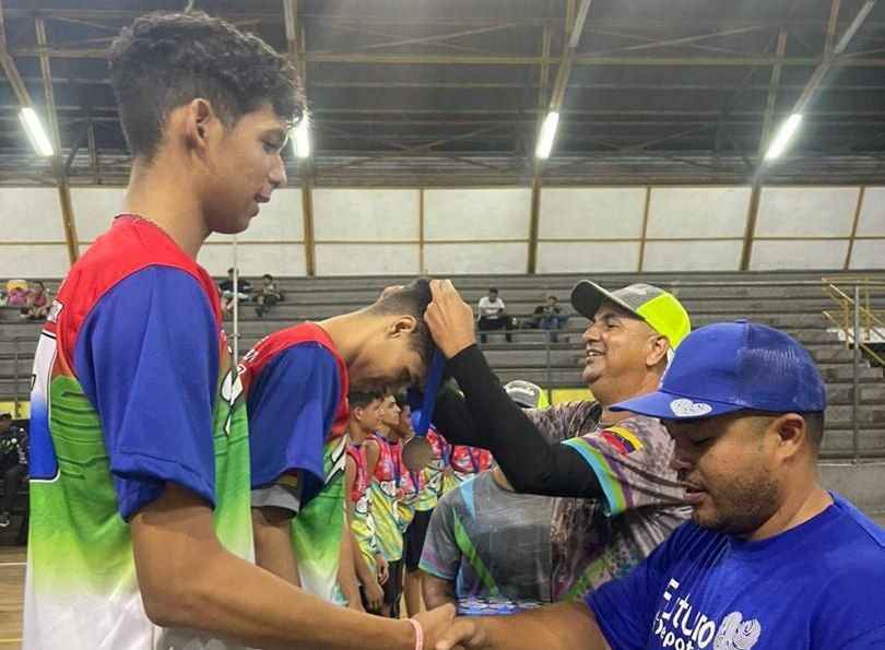 Guaicaipuro se titula campeón de los estudiantiles Miranda 2024