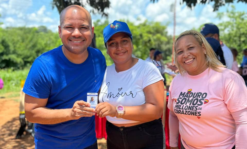 Otorgan créditos para aumentar producción porcina en Independencia
