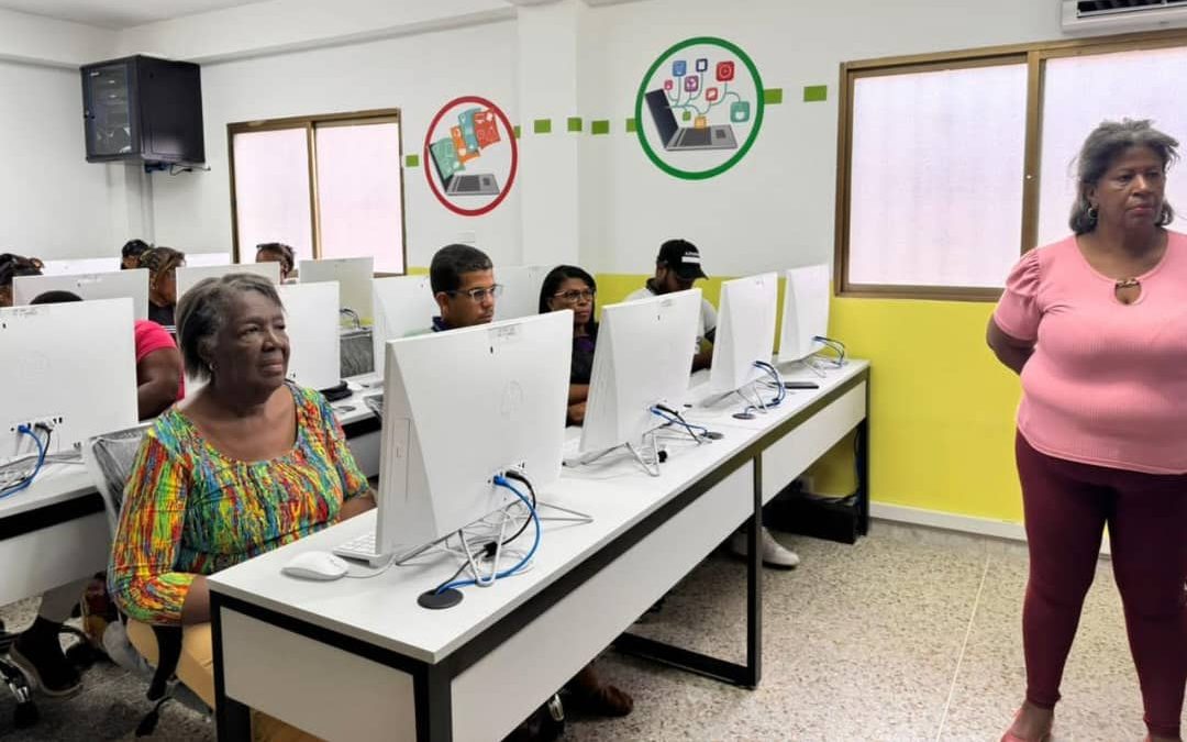 Biblioteca Don Luis Correa de Higuerote luce nuevo rostro