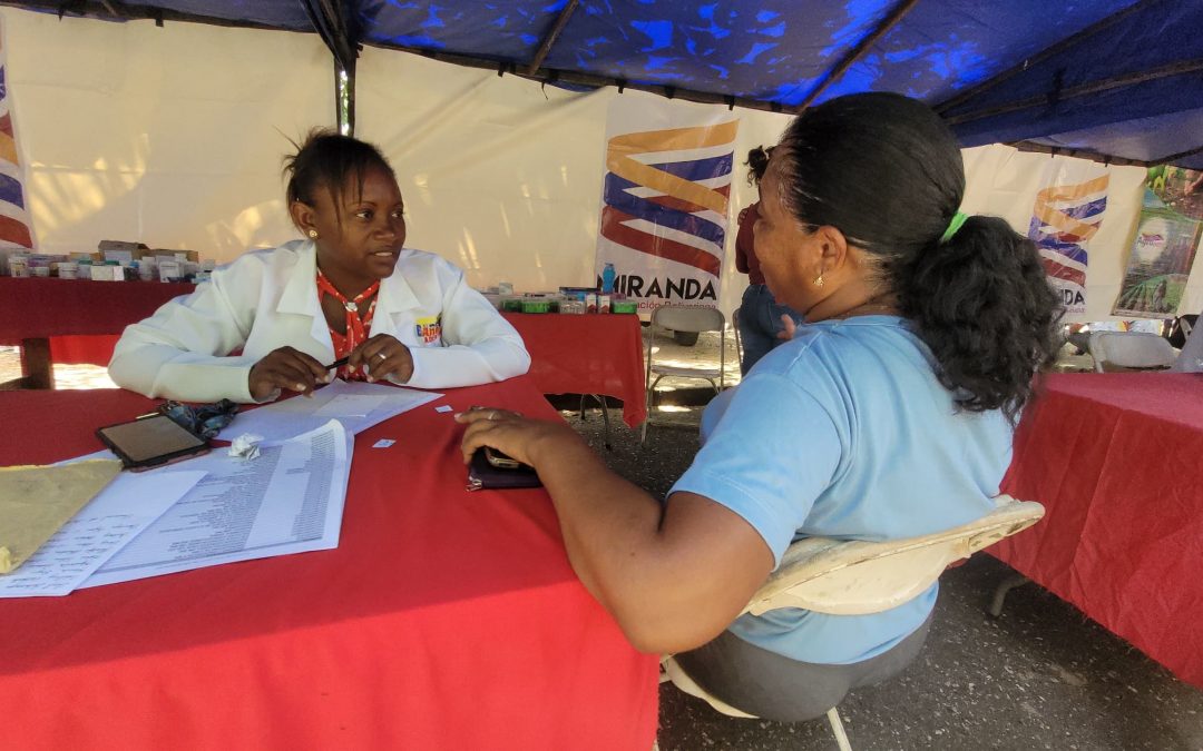 Familias y productores de Buroz recibieron jornada de atención integral