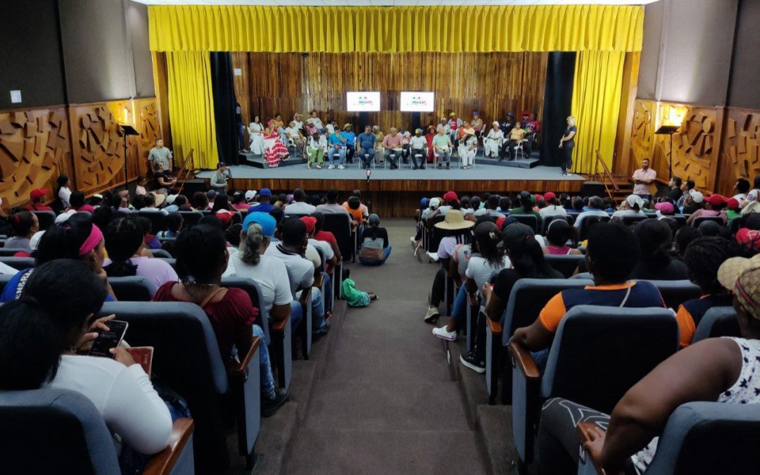 Esto pidió el gobernador Héctor Rodríguez a comunas (+asamblea Buroz)