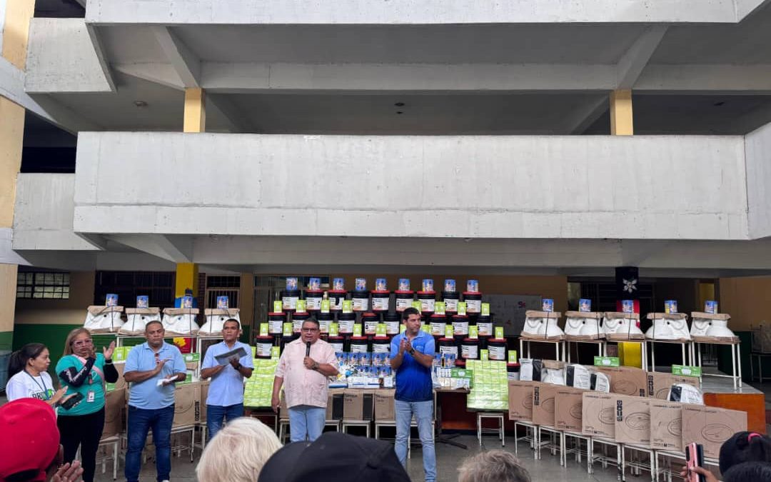 Rehabilitarán liceo Antonio José de Sucre con las Bricomiles