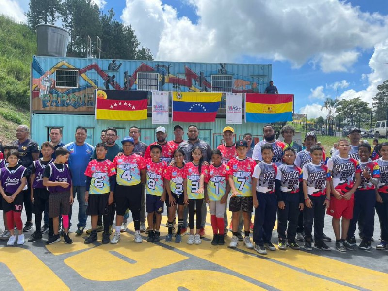 Juegos Comunitarios Miranda 2024 iniciaron con béisbol 5