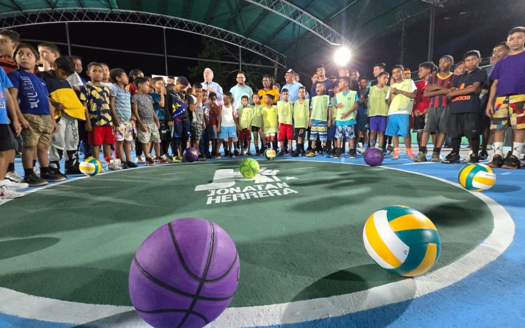 Plaza y cancha deportivas rehabilitadas en Cúa rememoran la lucha histórica de los mirandinos