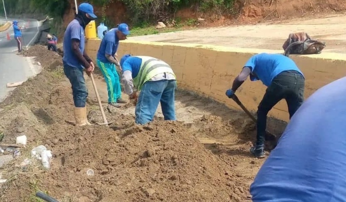 Avanza proyecto de vialidad aprobado en segunda Consulta Popular Nacional en Tomás Lander