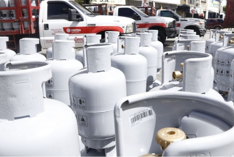 Más de 4 mil 200 familias favorecidas con jornada de distribución de gas en Urdaneta