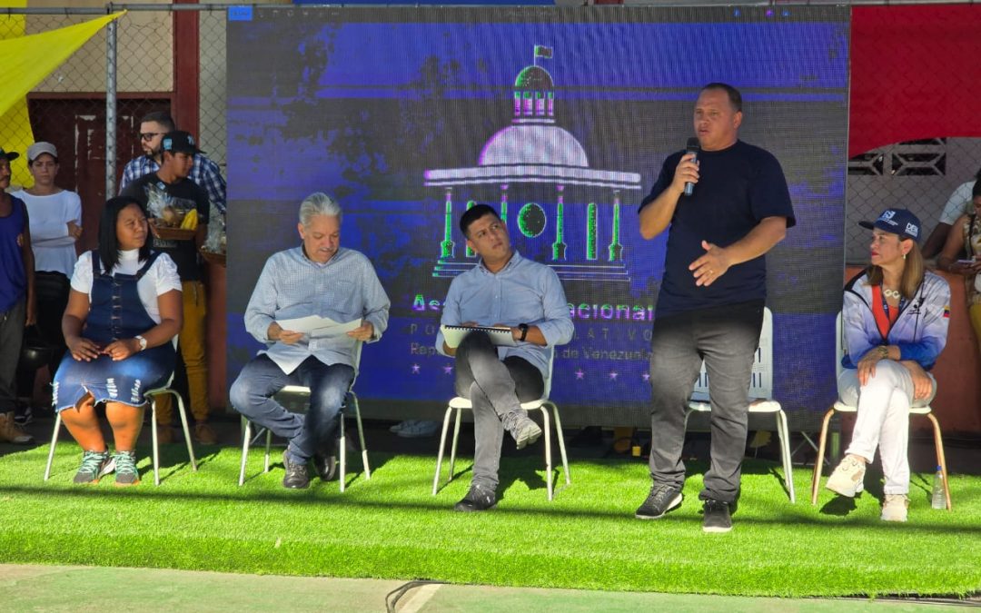 Debaten Ley de Jueces de Paz en Acevedo