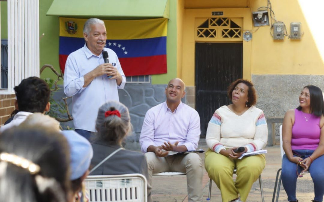 Conversatorio sobre jueces de paz comunal se desarrolló en el barrio La Lucha de Miranda