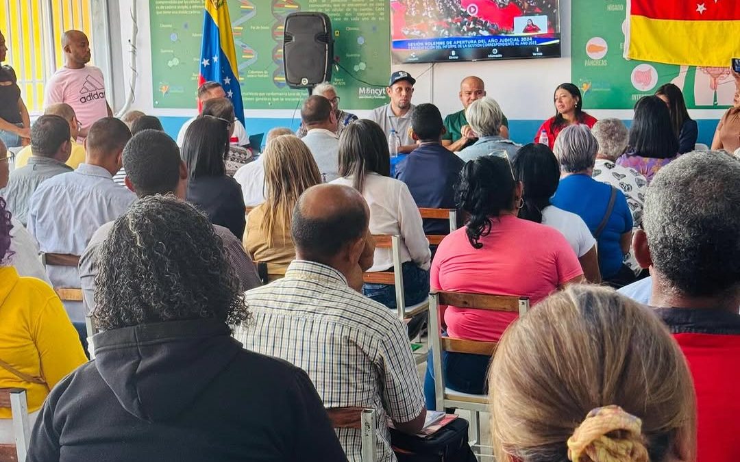 Más de 70 juezas y jueces de paz se capacitan en el municipio Independencia