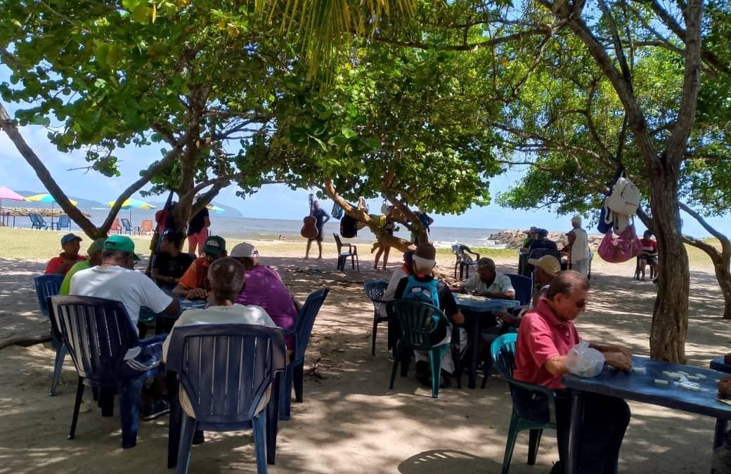 Más de 150 Abuelos mirandinos disfrutaron de actividades recreativas en Higuerote