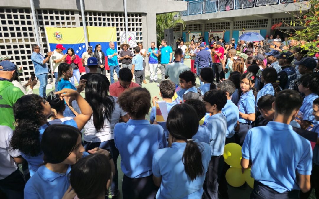 Escuela Livia Gouverneur de Zamora estrena espacios rehabilitados gracias a la Consulta Popular