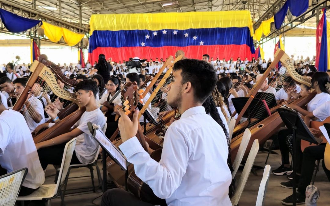 Más de 1.200 niños, niñas y jóvenes de los Valles del Tuy celebraron los 50 años de El Sistema con un magistral concierto