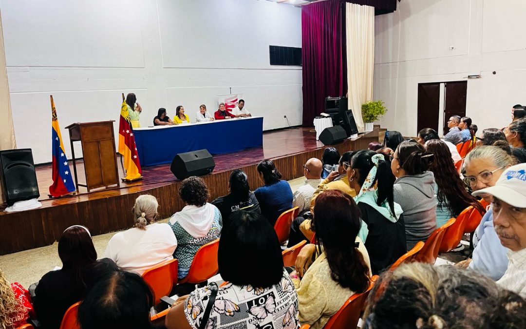 Comuneros mirandinos se forman para la defensa de niños, niñas y adolescentes