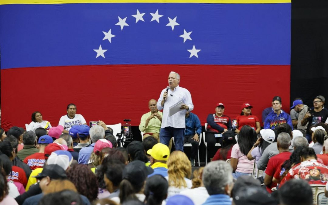 Gobernador Elio Serrano comprometido a seguir impulsando las 7T en Miranda