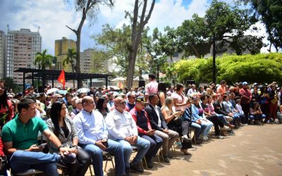 Habitantes de Los Teques disponen de plaza Guaicaipuro totalmente rehabilitada