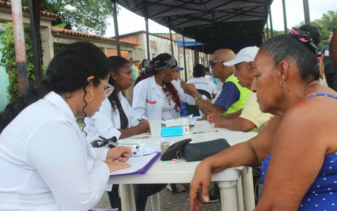 Más de 700 familias atendidas en jornada social integral en Buroz