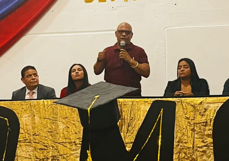 La educación transforma vidas en la 7ma promoción de bachilleres del Sepinami