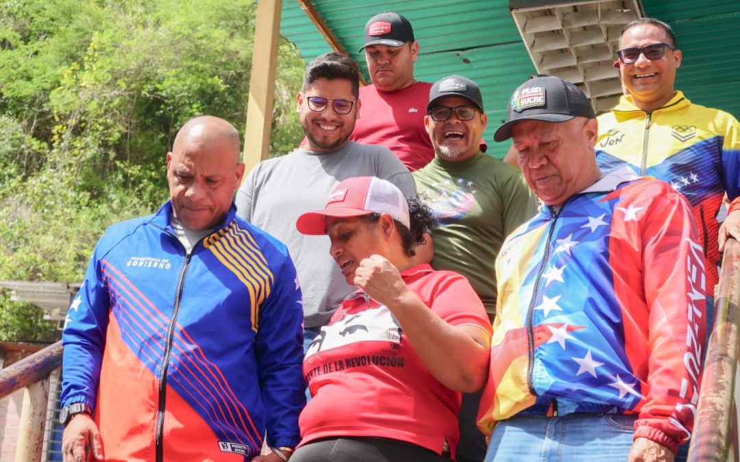 Más 2600 vecinos de Petare recibieron atención en jornada social