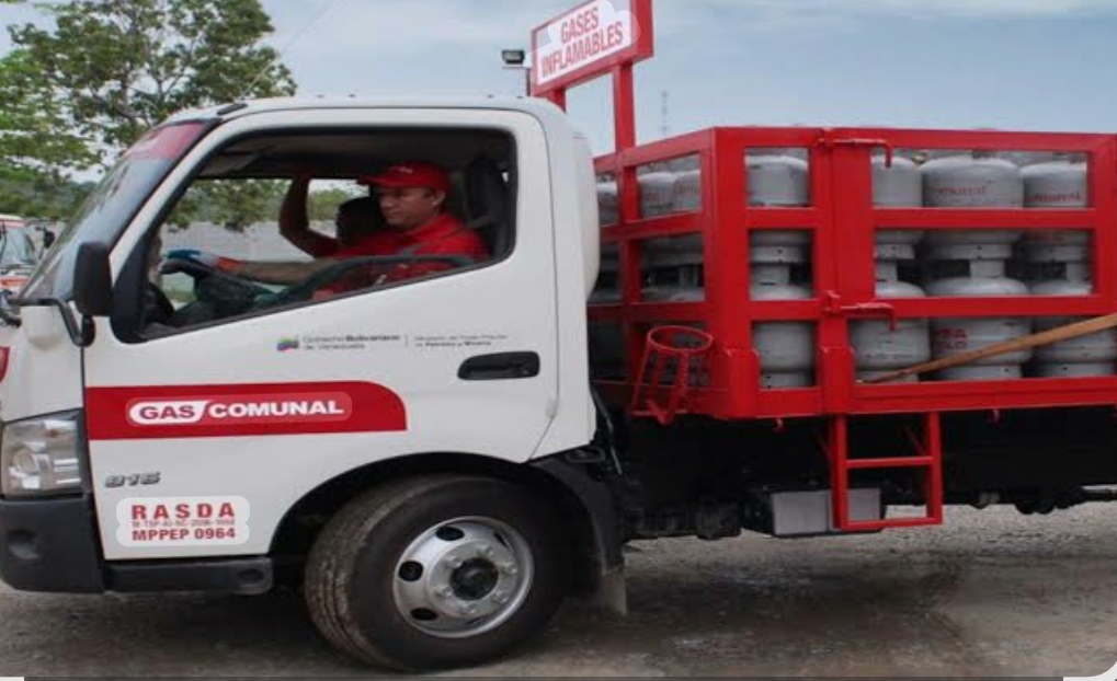 900 familias de Filas de Mariche favorecidas con jornada especial de distribución de gas  doméstico
