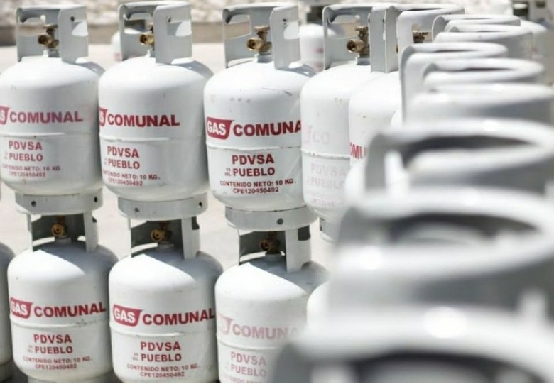 Comunidades de Petare recibieron cilindros de gas con apoyo del Centro de Trabajo Waraira Repano