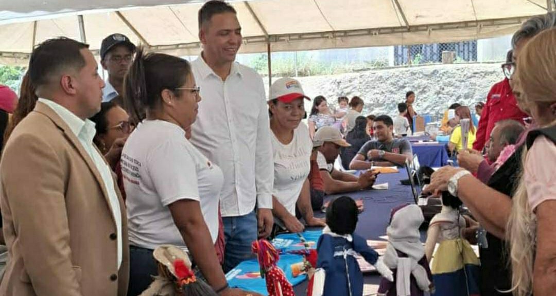 Nueve jornadas sociales integrales del Gobierno de Miranda ha atendido a más de 30 mil personas