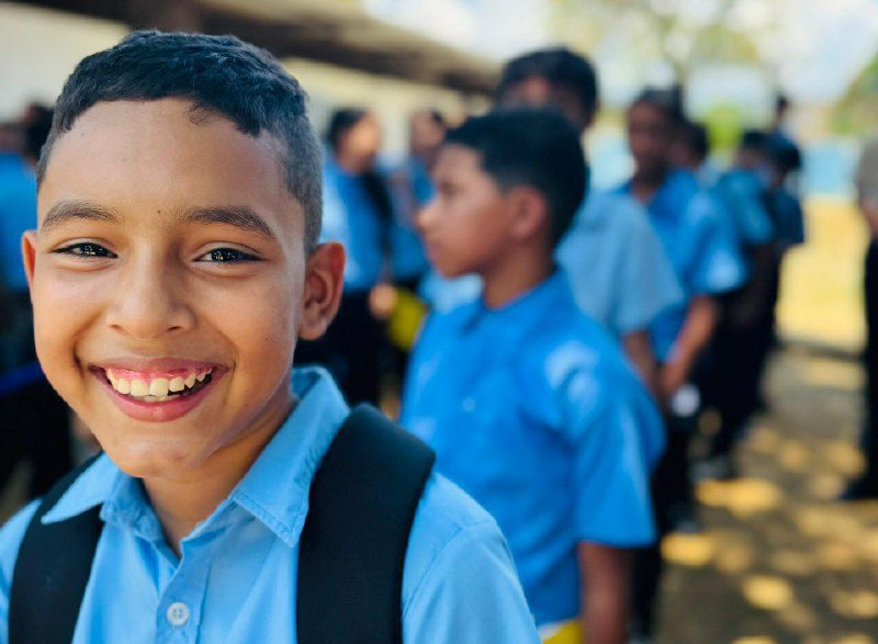 Con instituciones educativas renovadas y mucha alegría arrancó el año escolar 2025-2026 en Independencia
