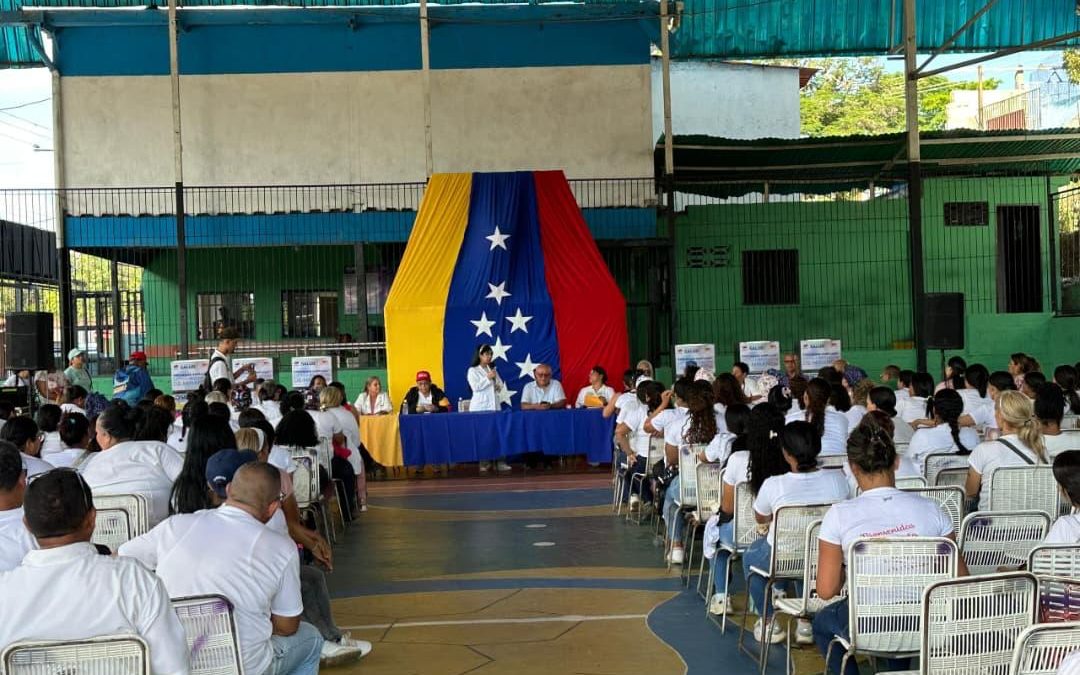Miranda inicia formación de 240 vacunadores y refuerza cadena de frío con entrega de equipos en Valles del Tuy